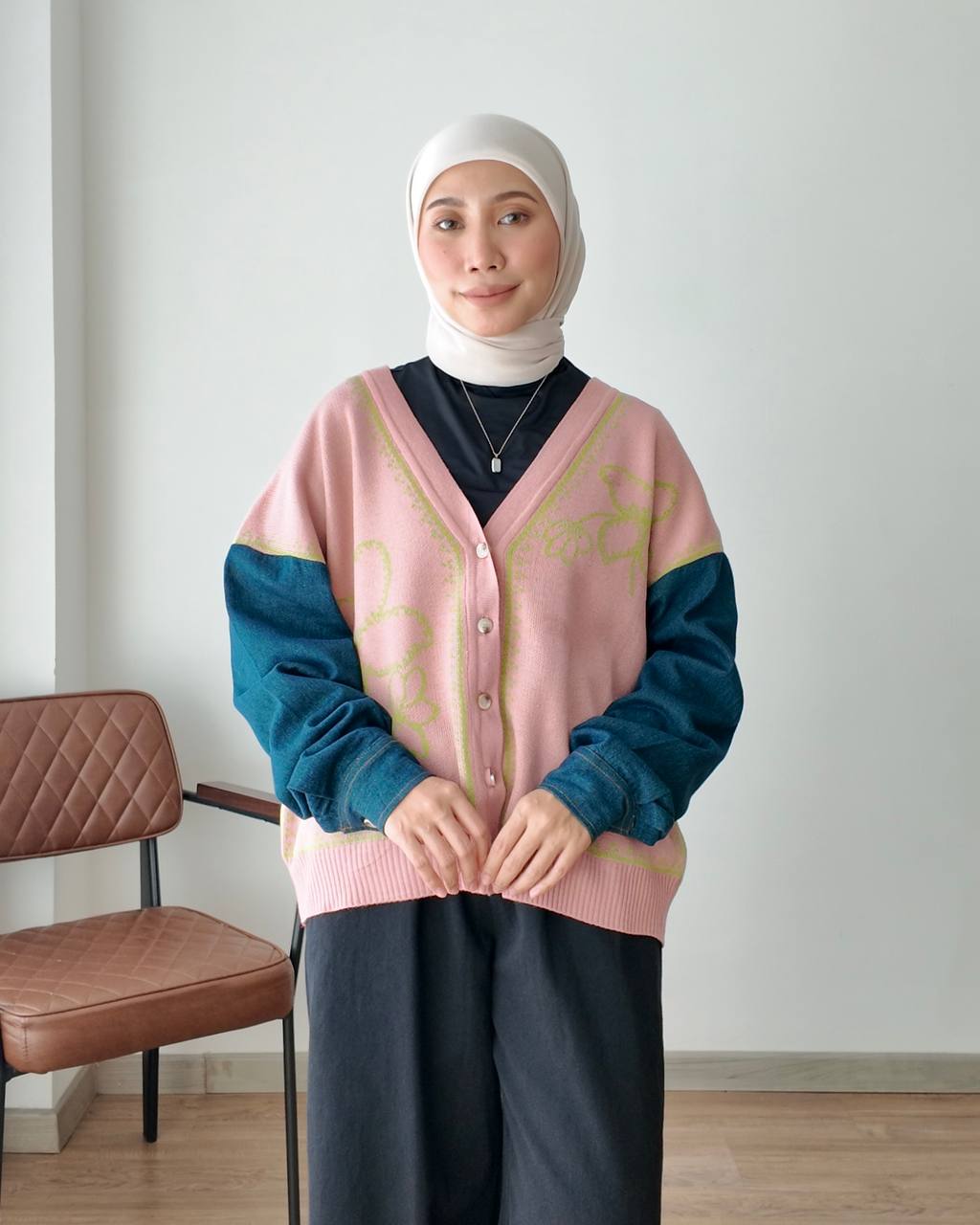 SATOMI KARDIGAN PETIKITA KASUAL