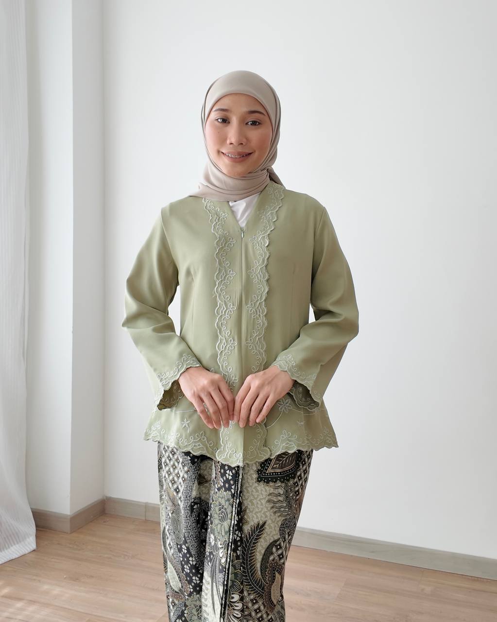 AMENA KEBAYA BY PETIKITA RAYA 2025