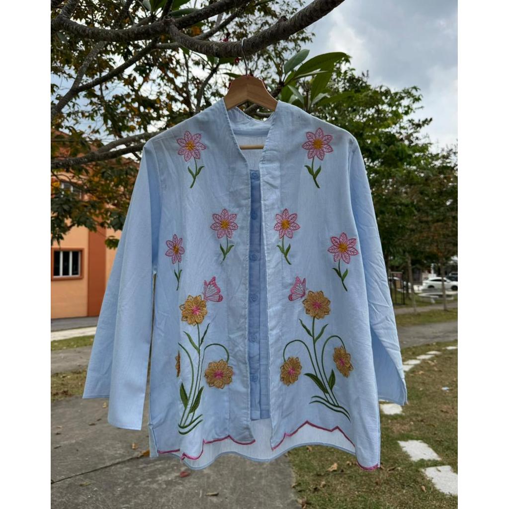 SERI AYU BLAUS PETIKITA KASUAL